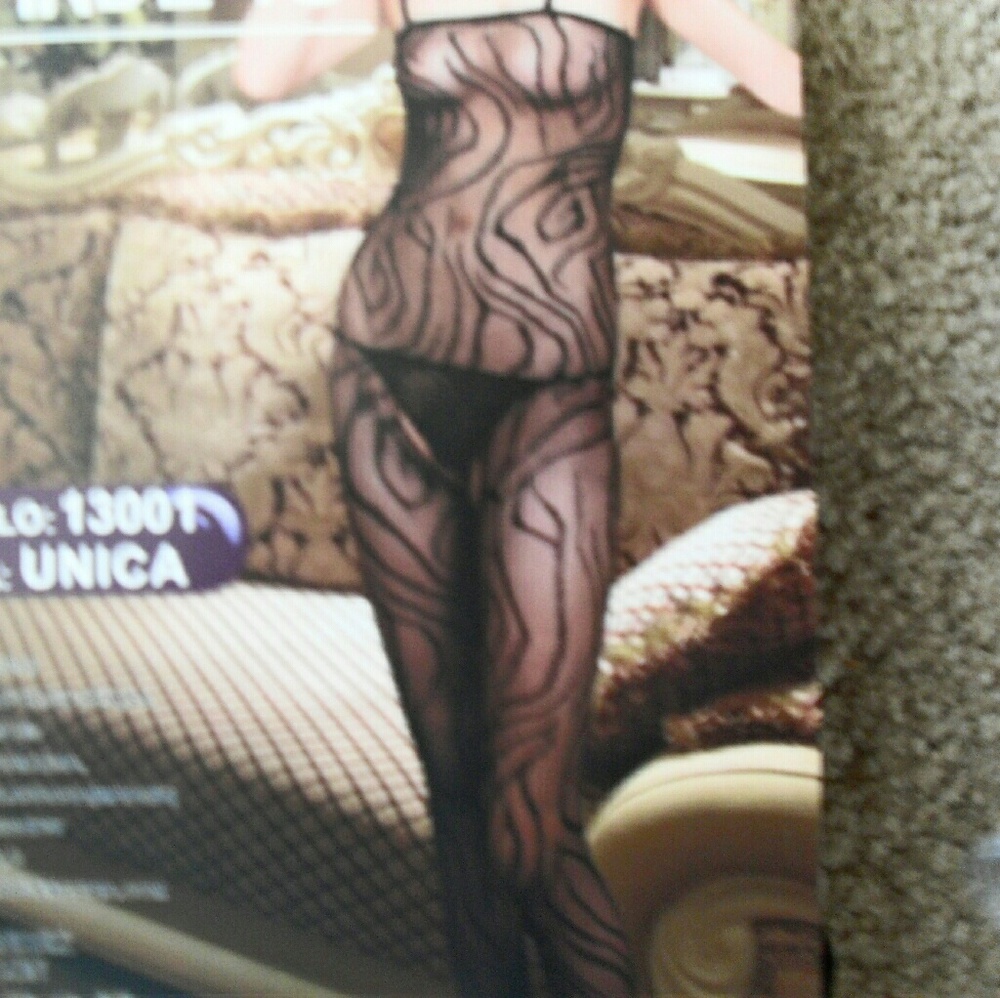 Full body pantyhose